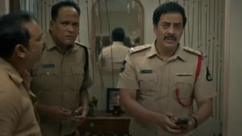 Still 8 of Show Time (2025) WEB-DL [Hindi (DD2.0) & Telugu] 4K 1080p 720p & 480p Dual Audio [x264/HEVC]
