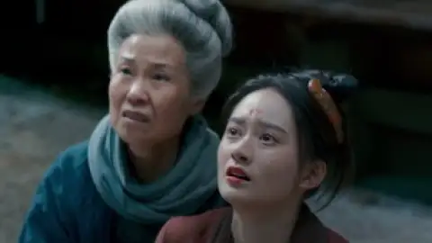 Still 6 of The Wild Blade of Strangers (2024) WEB-DL [Hindi (DD5.1) & Chinese] 1080p 720p & 480p Dual Audio [x264/10Bit-HEVC]