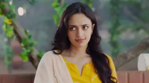 Still 6 of Krishnam Pranaya Sakhi (2024) UNCUT WEB-DL [Hindi (DD5.1) & Kannada] 4K 1080p 720p & 480p Dual Audio [x264/HEVC]