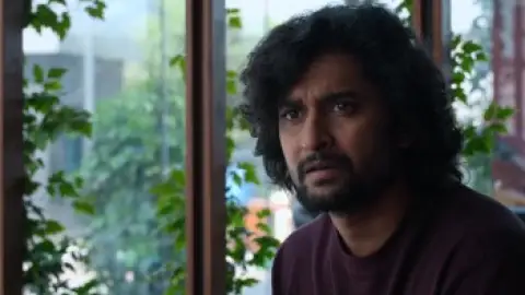 Still 4 of Hi Nanna (2023) WEB-DL [Hindi (ORG DD5.1) & Telugu] 1080p 720p & 480p Dual Audio [x264/10Bit-HEVC] HD