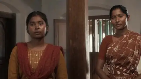 Still 8 of Thaai Kizhavi (2026) DS4K WEB-DL [Hindi (DD5.1) & Tamil] 4K 1080p 720p & 480p Dual Audio [x264/10Bit-HEVC]