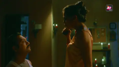 Still 2 of Bicchoo Ka Khel (Season 1) Hindi WEB-DL 1080p 720p 480p x264 HD | ALL Episodes [ALTBalaji Series]
