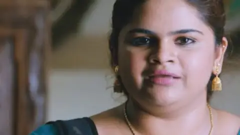 Still 4 of Vedalam (2015) UNCUT WEB-DL [Hindi (DD5.1) & Tamil] 1080p 720p & 480p Dual Audio [x264/10Bit-HEVC]