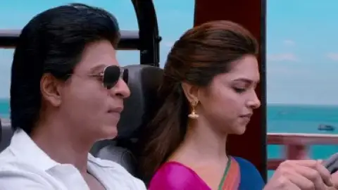 Still 5 of Chennai Express (2013) BluRay [Hindi DD5.1] 1080p 720p & 480p [x264/HEVC]