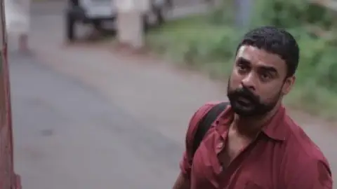 Still 6 of Pallichattambi (2026) DS4K WEB-DL [Hindi (DD5.1) & Malayalam] 4K 1080p 720p & 480p Dual Audio [x264/10Bit-HEVC]