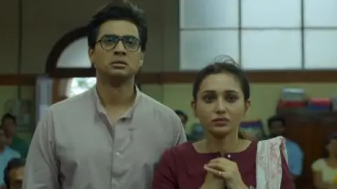 Still 2 of Shastry Virudh Shastry (2023) WEB-DL [Hindi DD5.1] 1080p 720p & 480p [x264/ESubs]