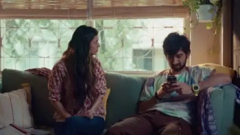 Still 3 of Who’s Your Gynac (Season 1) WEB-DL [Hindi (DD2.0)] 1080p 720p & 480p [x264/ESubs] | PrimeVideo Series