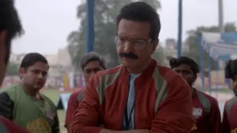 Still 6 of Jaadugar (2022) WEB-DL [Hindi DD5.1] 1080p 720p & 480p [x264/HEVC] | [NetFlix Film]