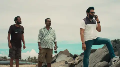 Still 2 of DD Returns (2023) WEB-DL [Hindi (ORG 5.1) + Tamil] 1080p 720p & 480p Dual Audio [x264/10Bit-HEVC]