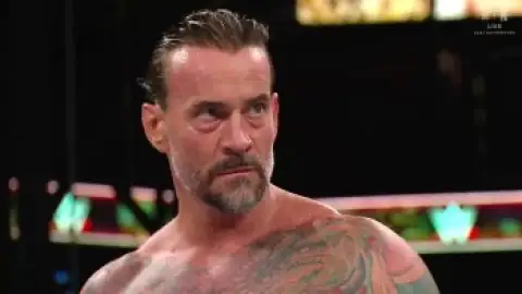 Still 6 of WWE SummerSlam – Saturday (2025) WEB-DL [Hindi (DD2.0) & English] 1080p 720p & 480p [x264/ESubs] | Full Event