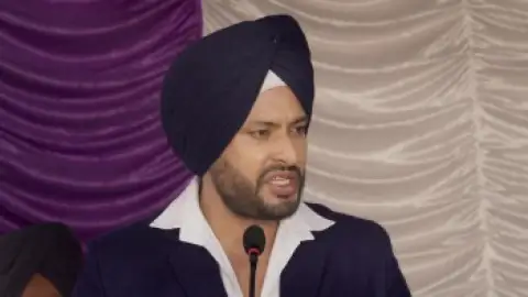 Still 6 of Dakuaan Da Munda 2 (2022) WEB-DL [Punjabi DD5.1] 1080p 720p & 480p [x264/HEVC]