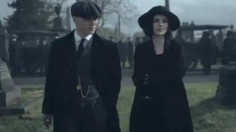 Still 1 of Peaky Blinders (Season 2) BluRay [Hindi (DD2.0) & English] 1080p 720p & 480p [x264/10Bit-HEVC] | [ALL Episodes] | TV Series